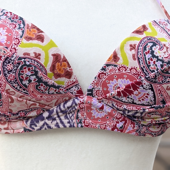 Victoria's Secret paisley push-up bikini top - Picture 2 of 8